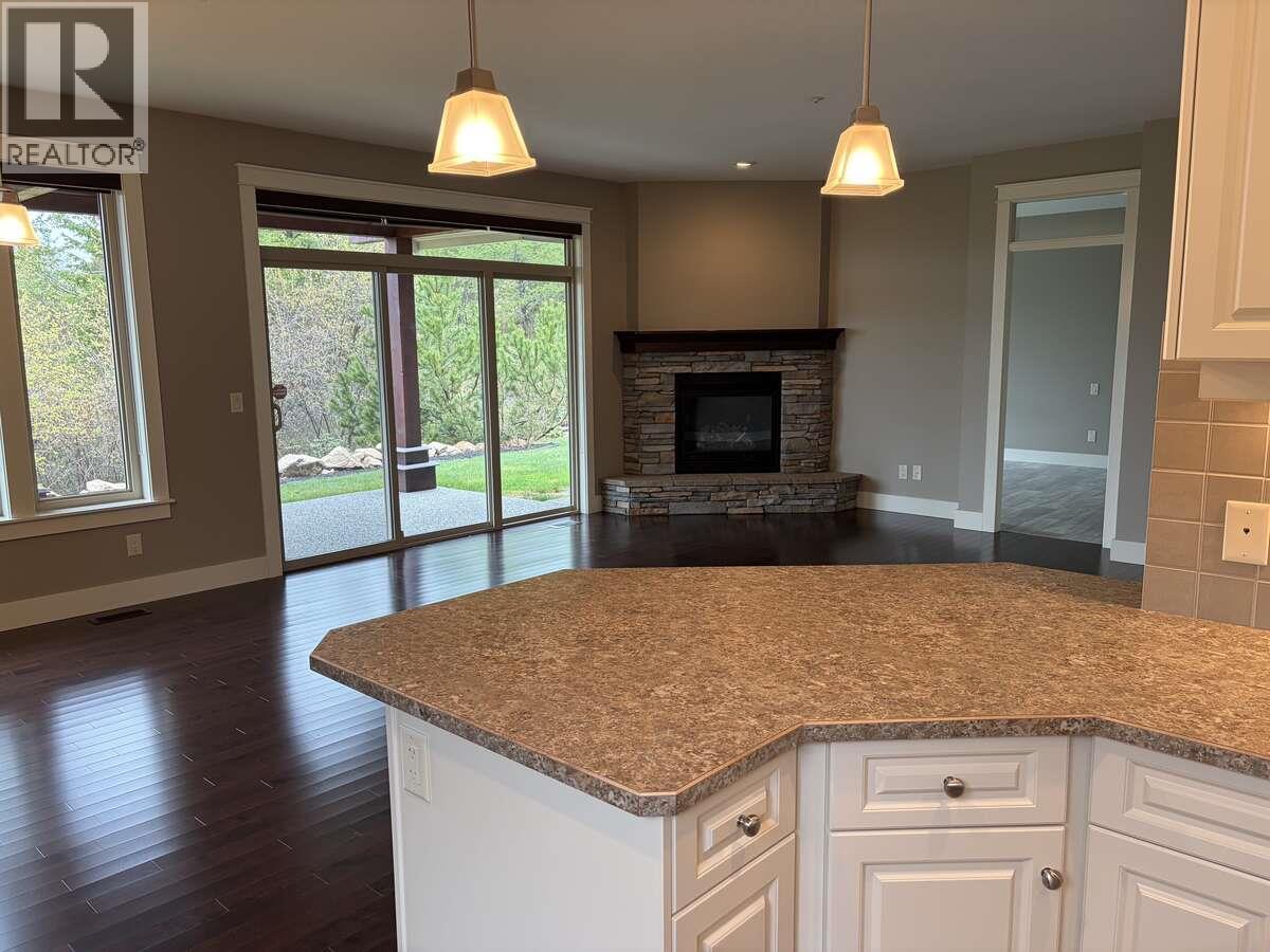 501 Longspoon Bay, Vernon