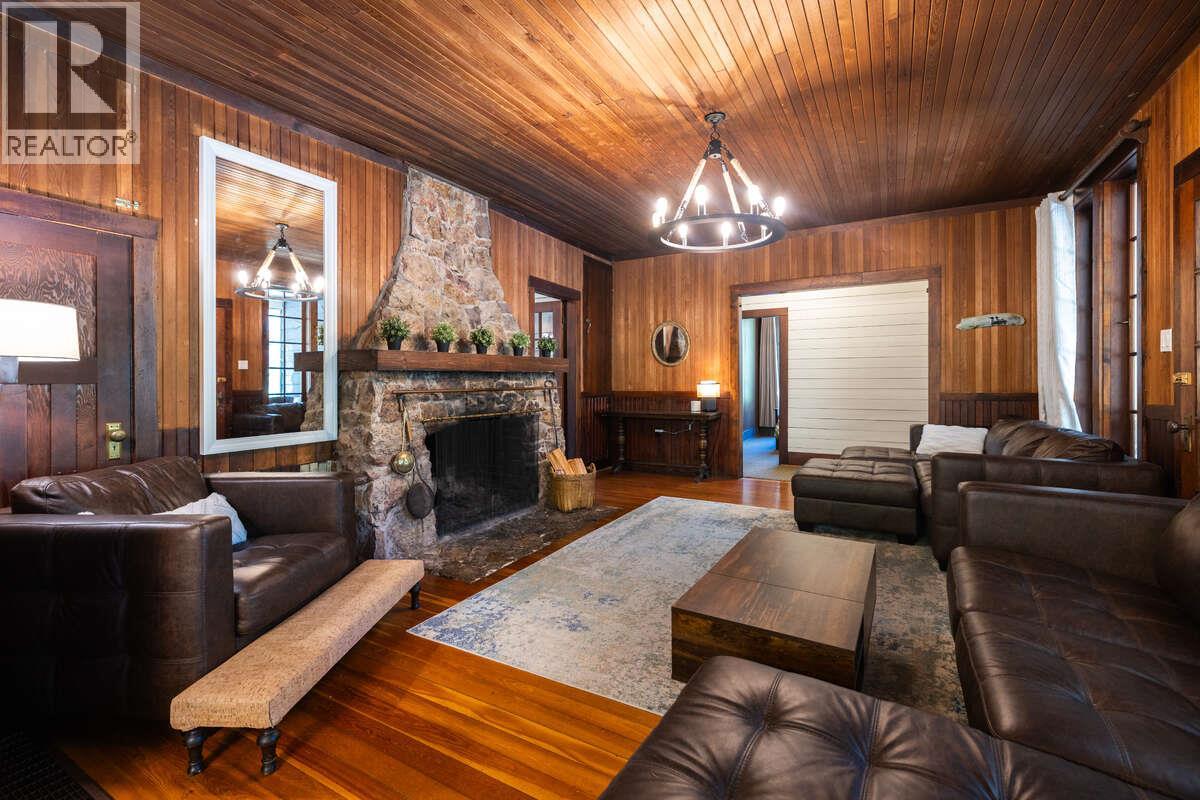 6768 Rosen Lake Road - 6