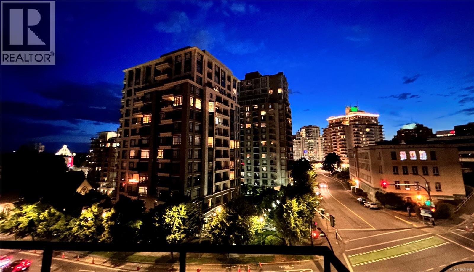 #A316 810 Humboldt St - 25