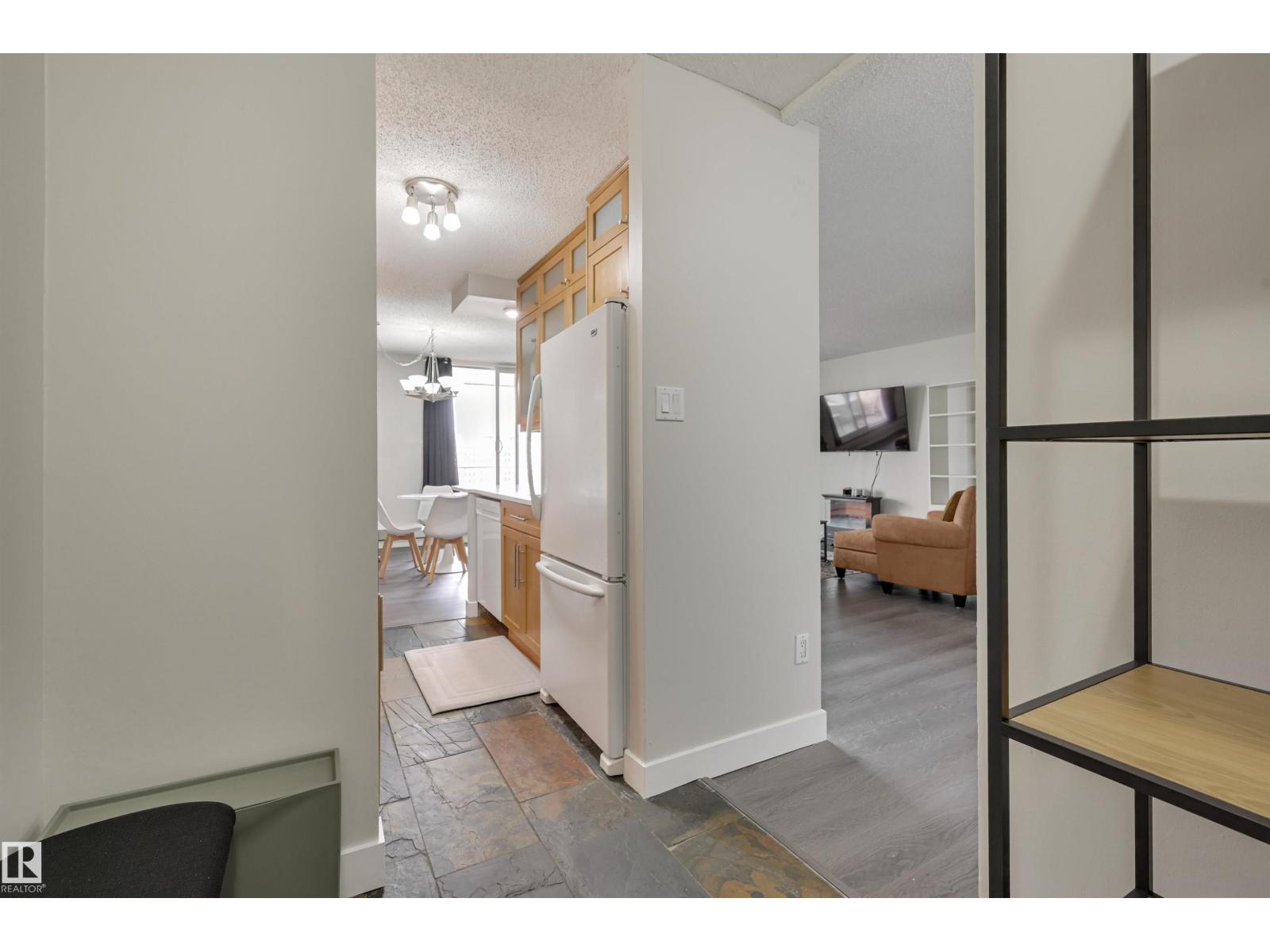 #1202 9909 110 ST NW NW - 5