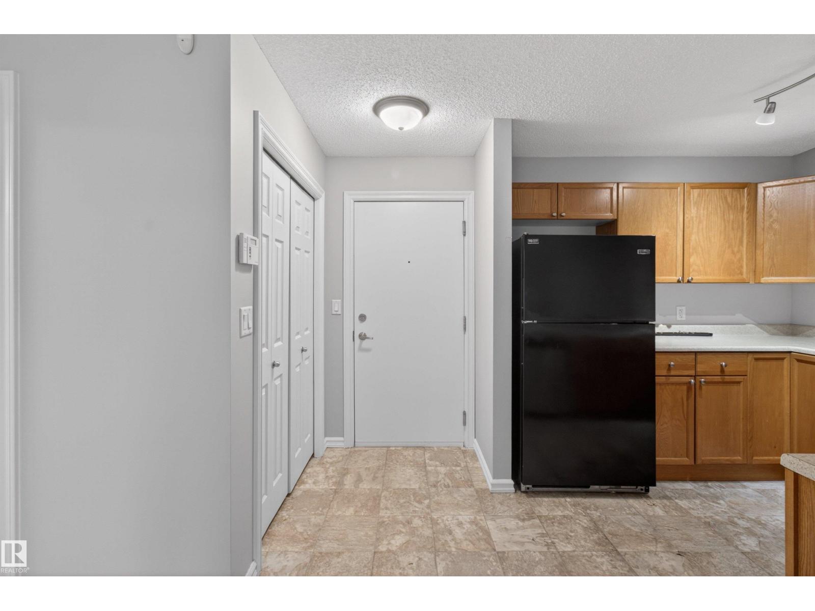 #106 4403 23 ST NW NW - 4