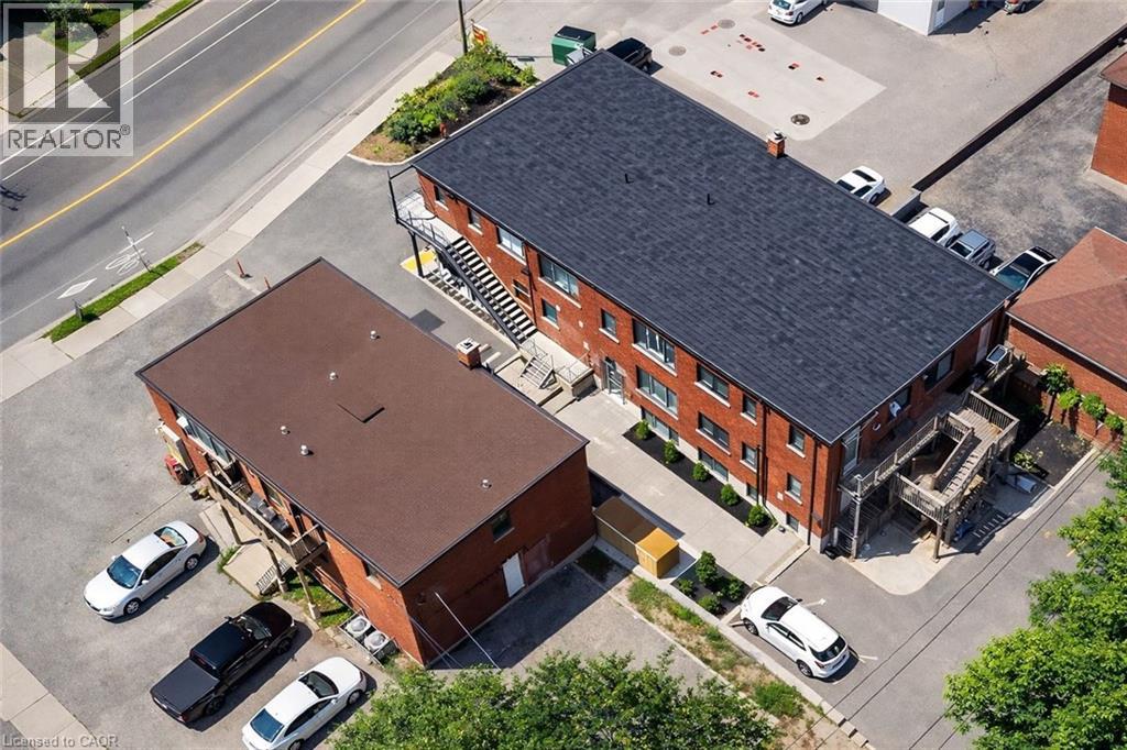 228 MARGARET Avenue, Kitchener, Ontario, N2H4J5 — Photo 3