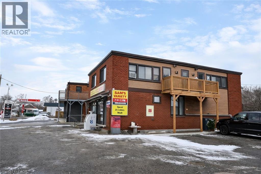 228 MARGARET Avenue, Kitchener, Ontario, N2H4J5 — Photo 2