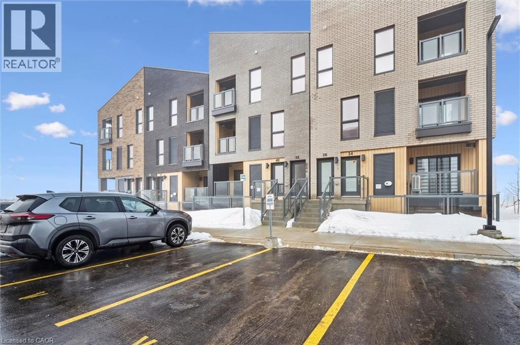 40 URBANE Boulevard, Kitchener, Ontario, N2E0H8 — Photo 4