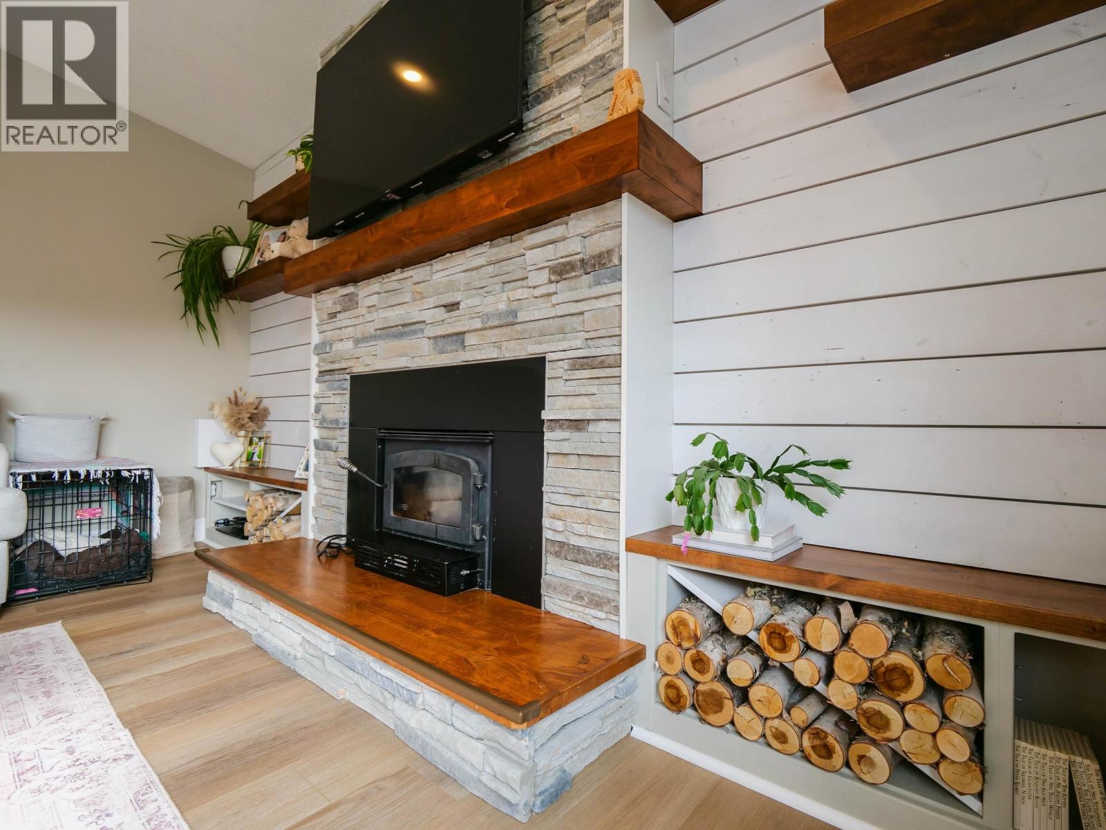 120 LINDSAY STREET - 15