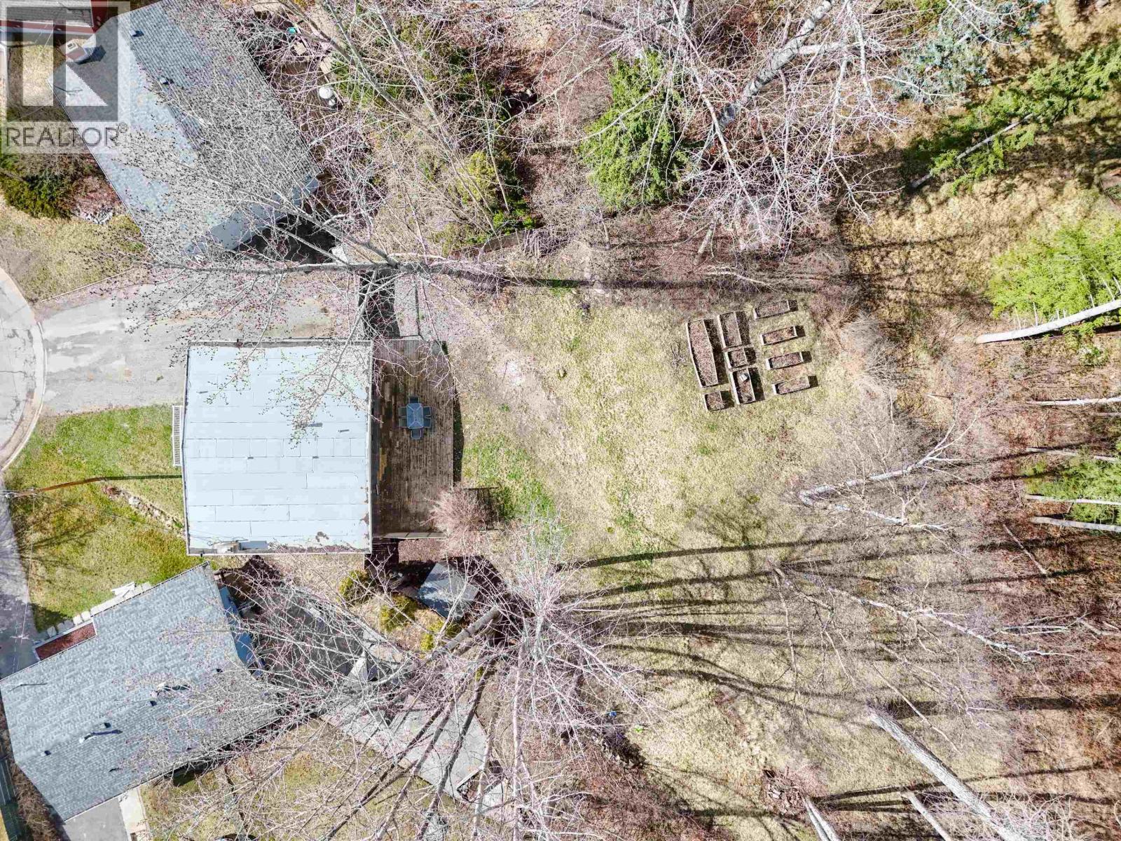 120 LINDSAY STREET - 37