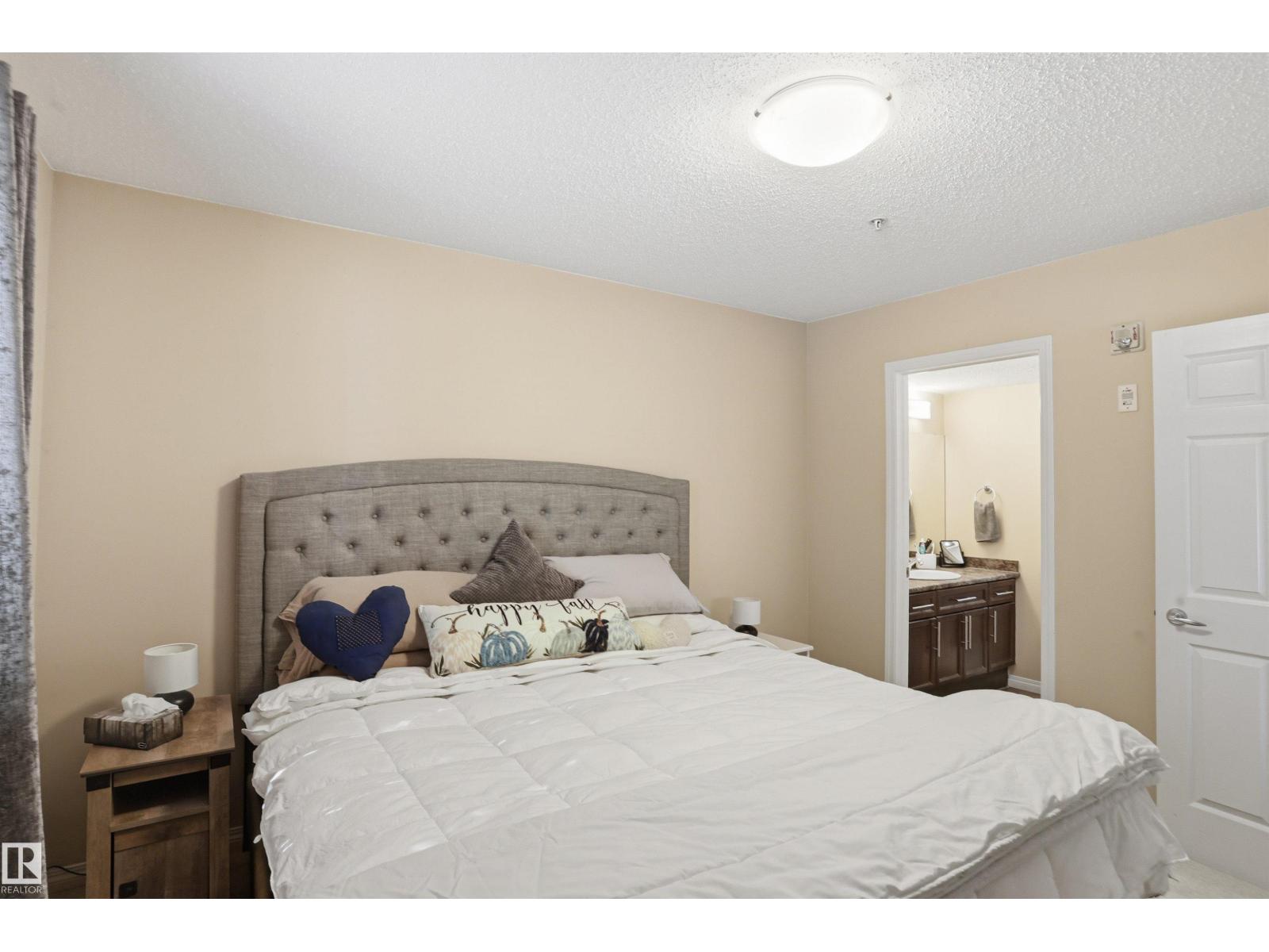 #115 6925 199 ST NW - 16