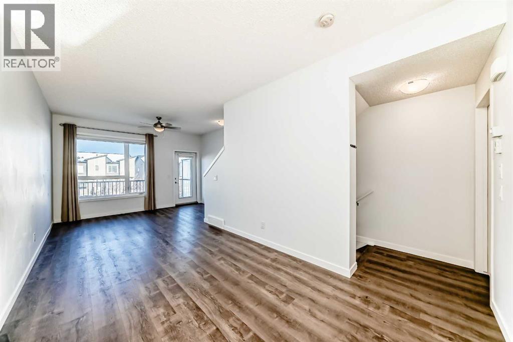 263 REDSTONE BOULEVARD NE - 7
