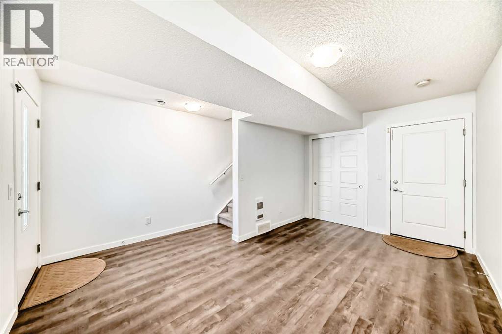263 REDSTONE BOULEVARD NE - 25