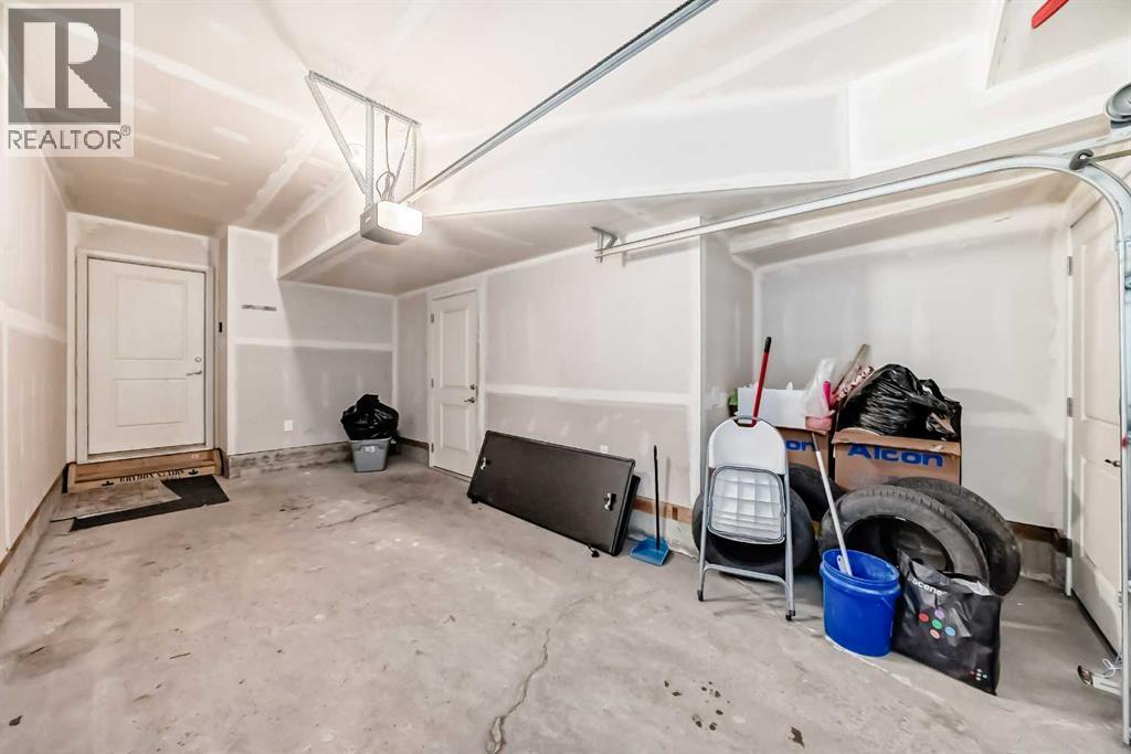 263 REDSTONE BOULEVARD NE - 30