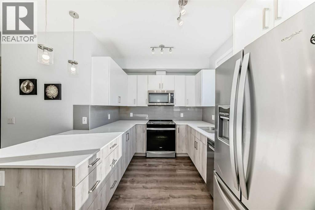 263 REDSTONE BOULEVARD NE - 3