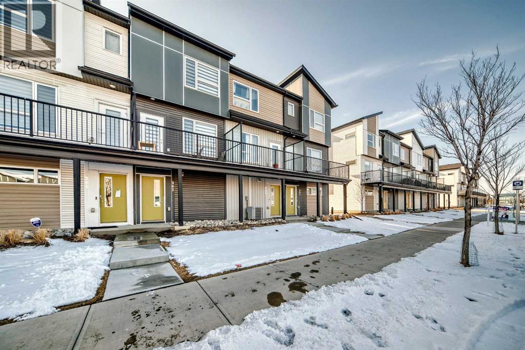 263 REDSTONE BOULEVARD NE - 35