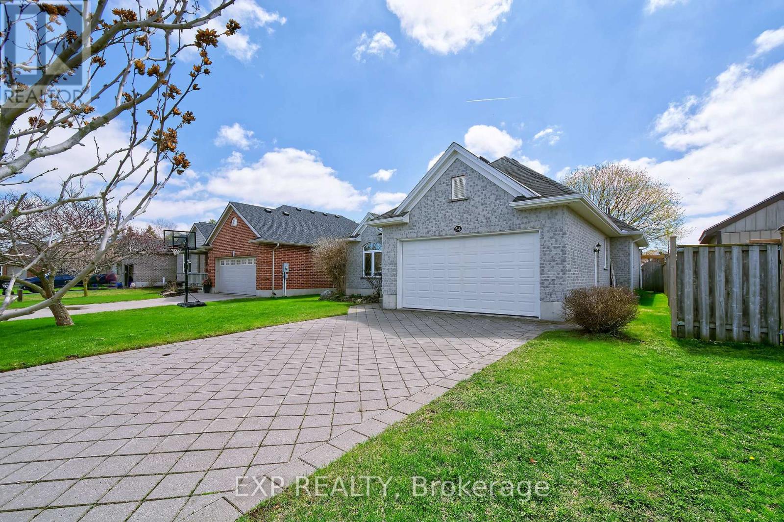 54 TREADWELL STREET - 10