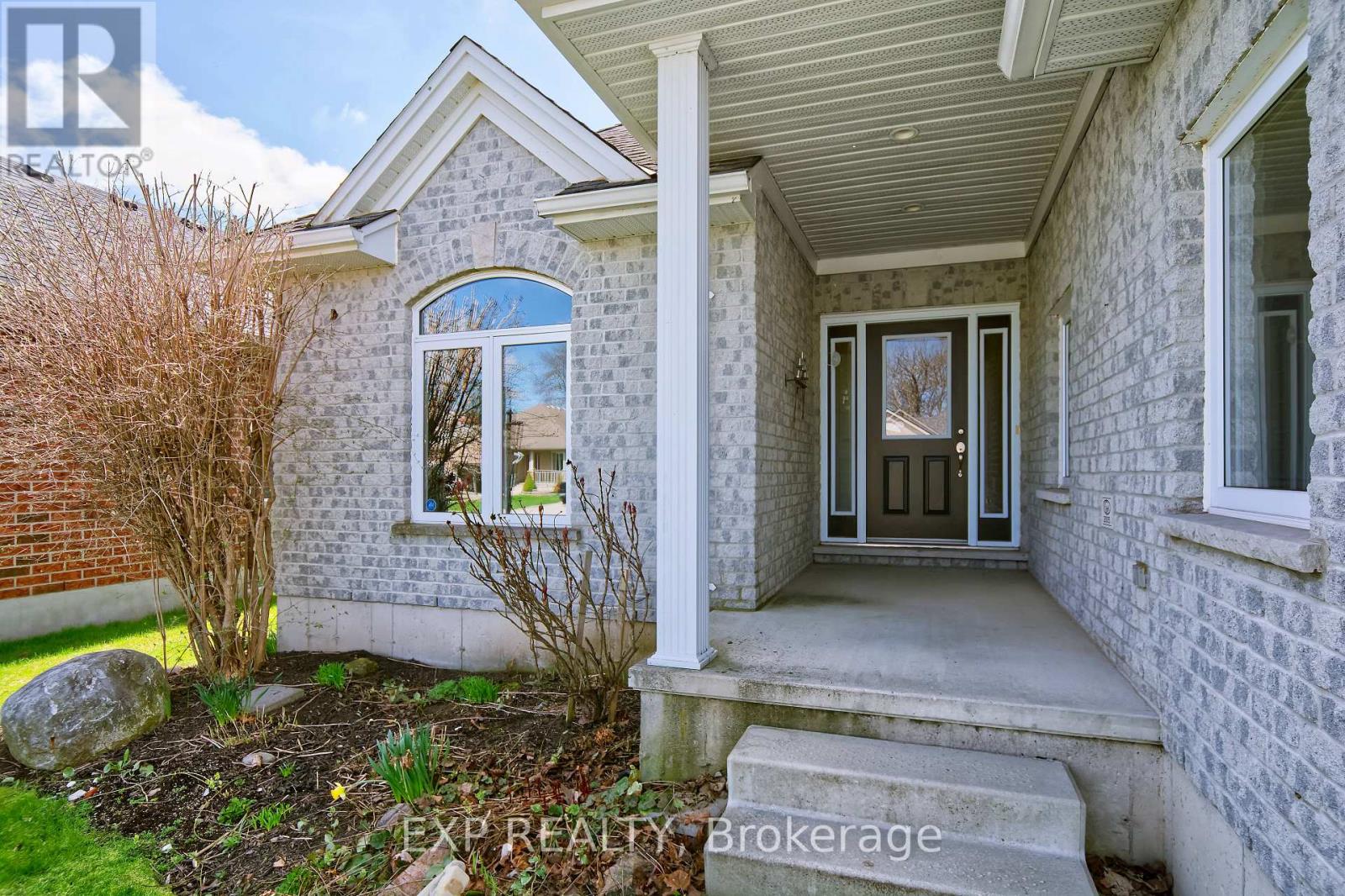 54 TREADWELL STREET - 11