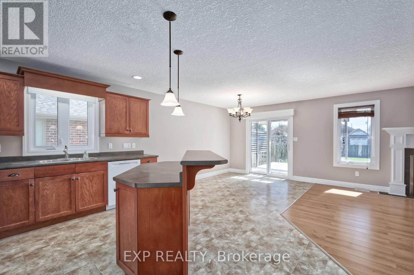54 TREADWELL STREET - 14