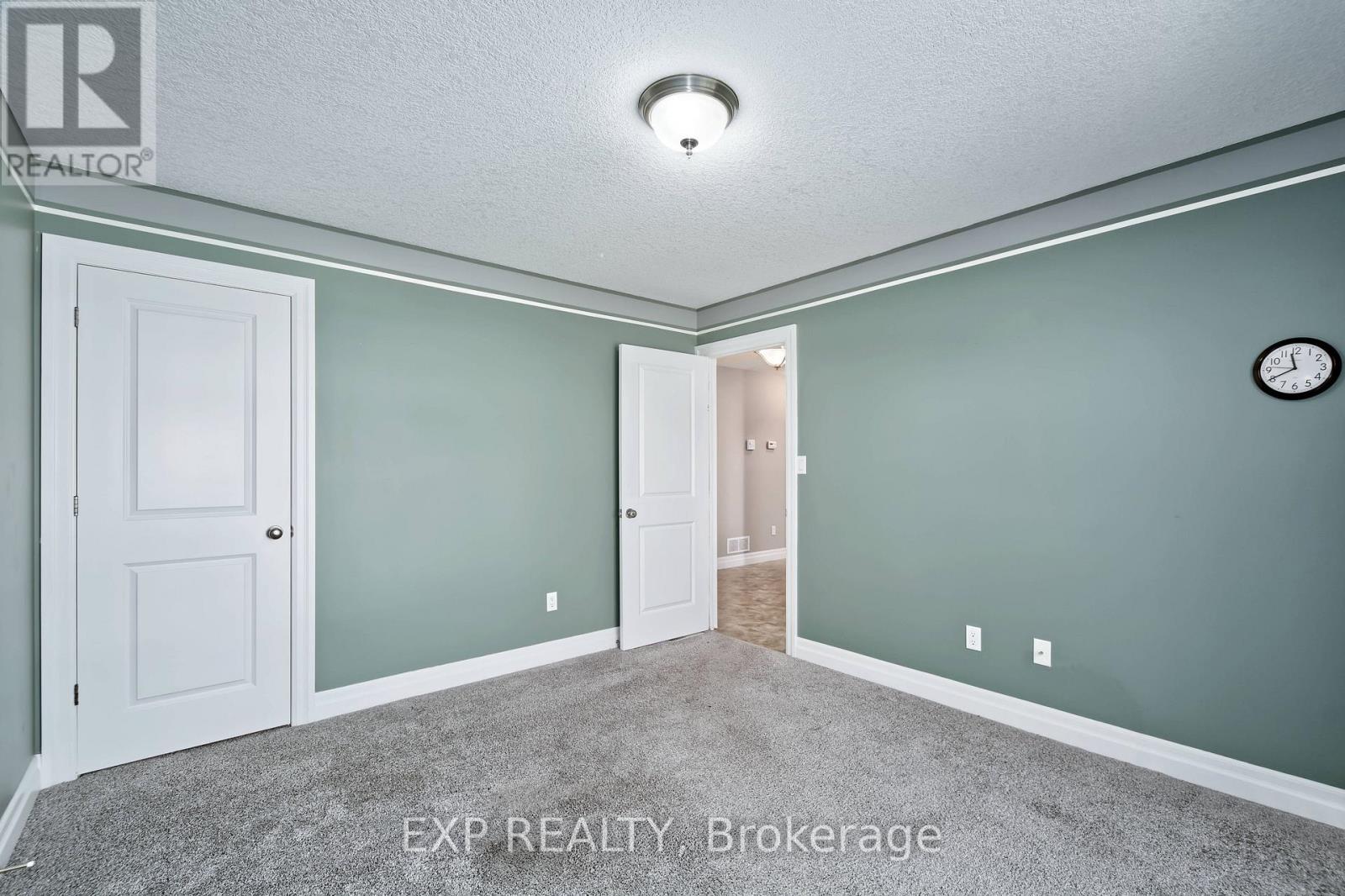 54 TREADWELL STREET - 28