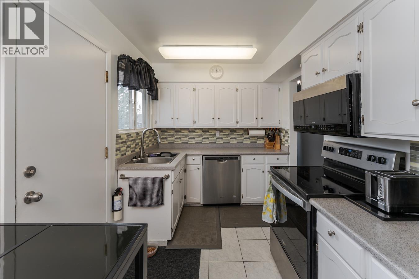 165 NUGGET AVENUE - 23