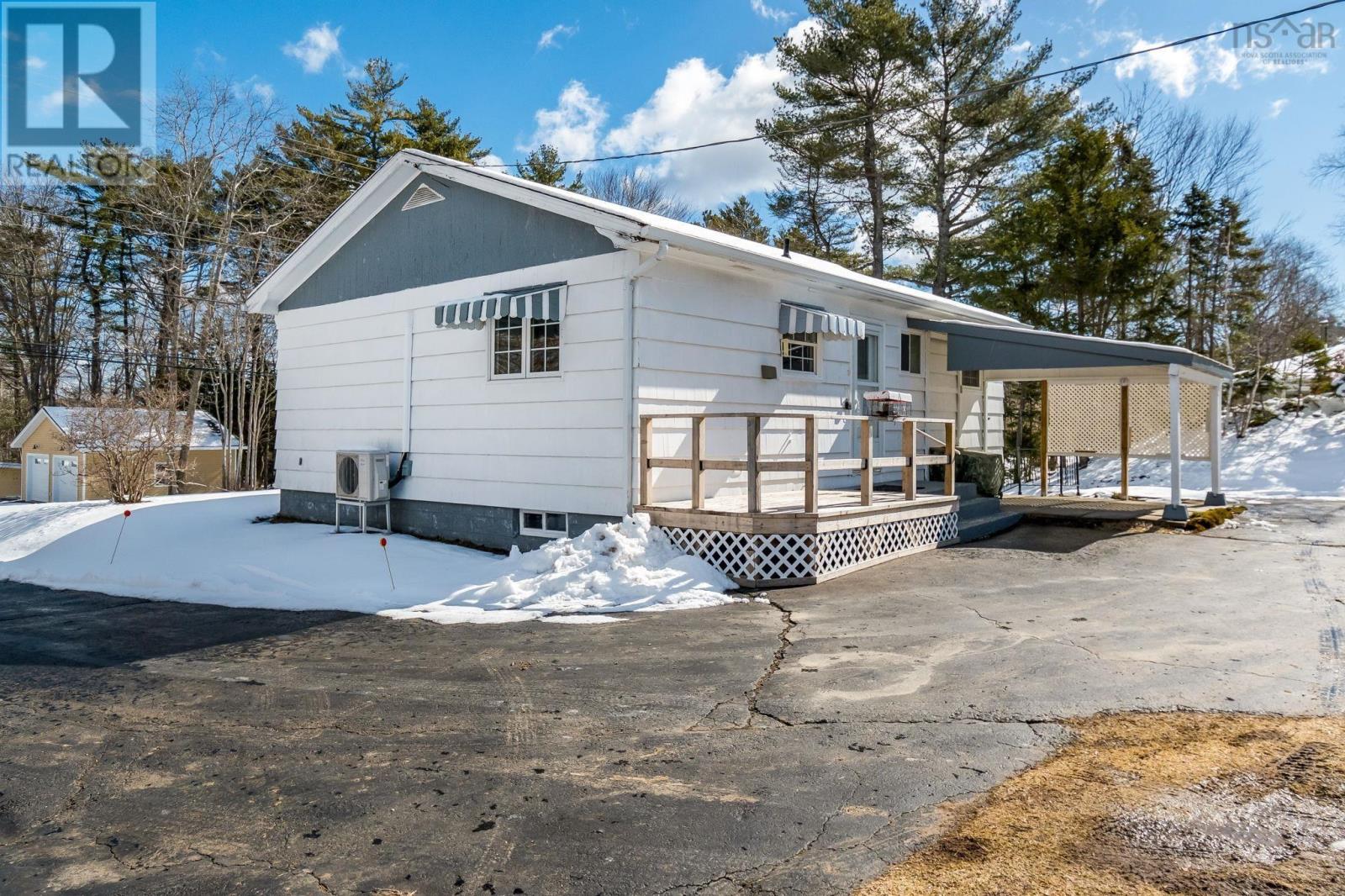 Property 38 of 46 of 1140 Highway 331