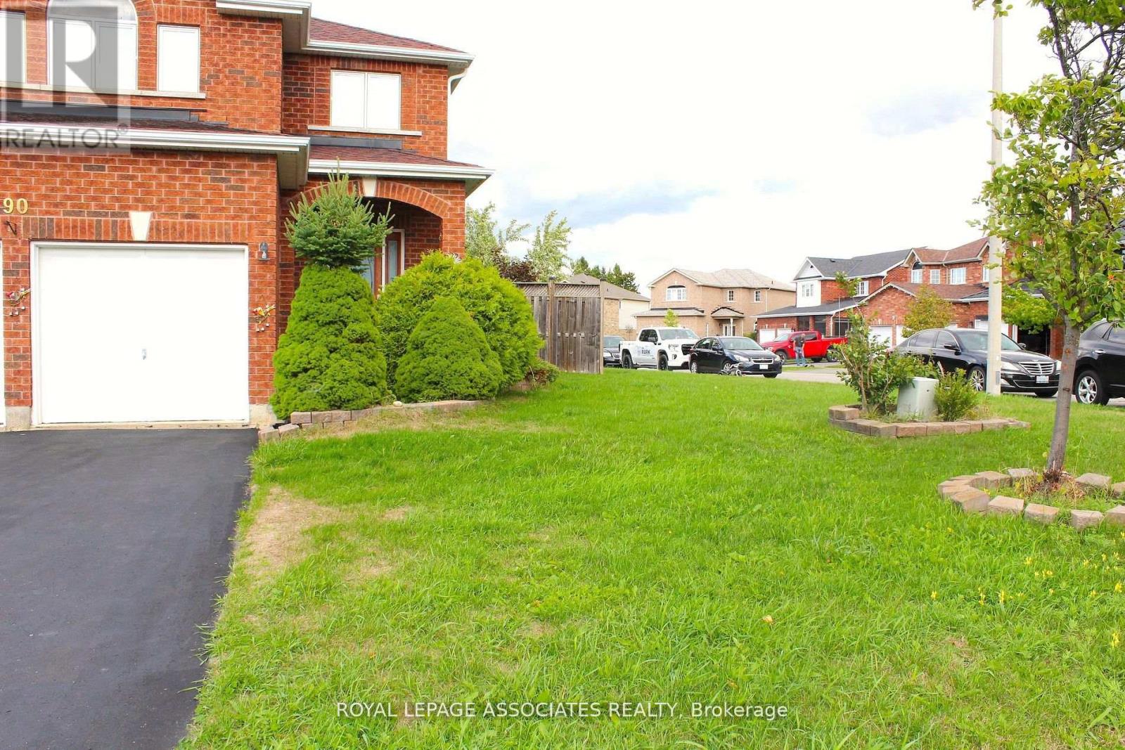 90 SWEETNAM DRIVE - 3