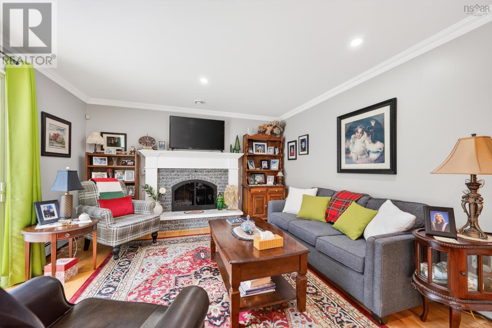 Property 28 of 50 of 86 Carmichael Drive