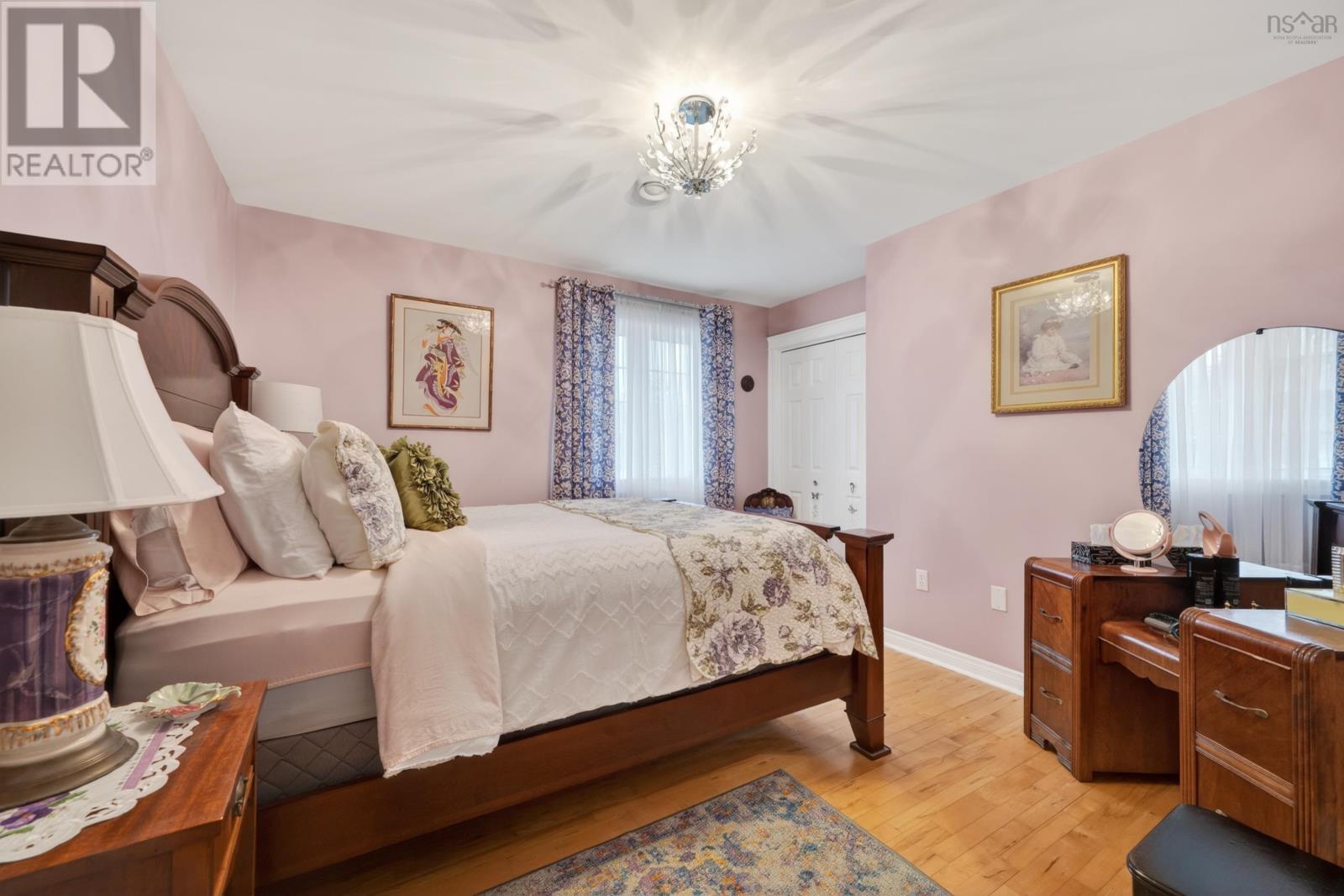 Property 31 of 50 of 86 Carmichael Drive