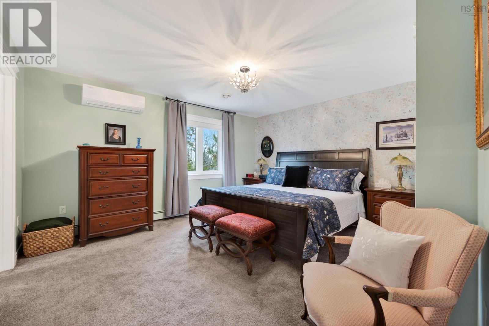 Property 33 of 50 of 86 Carmichael Drive