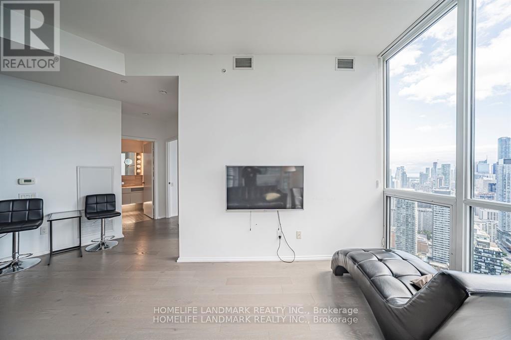 #5202 45 CHARLES STREET E - 15