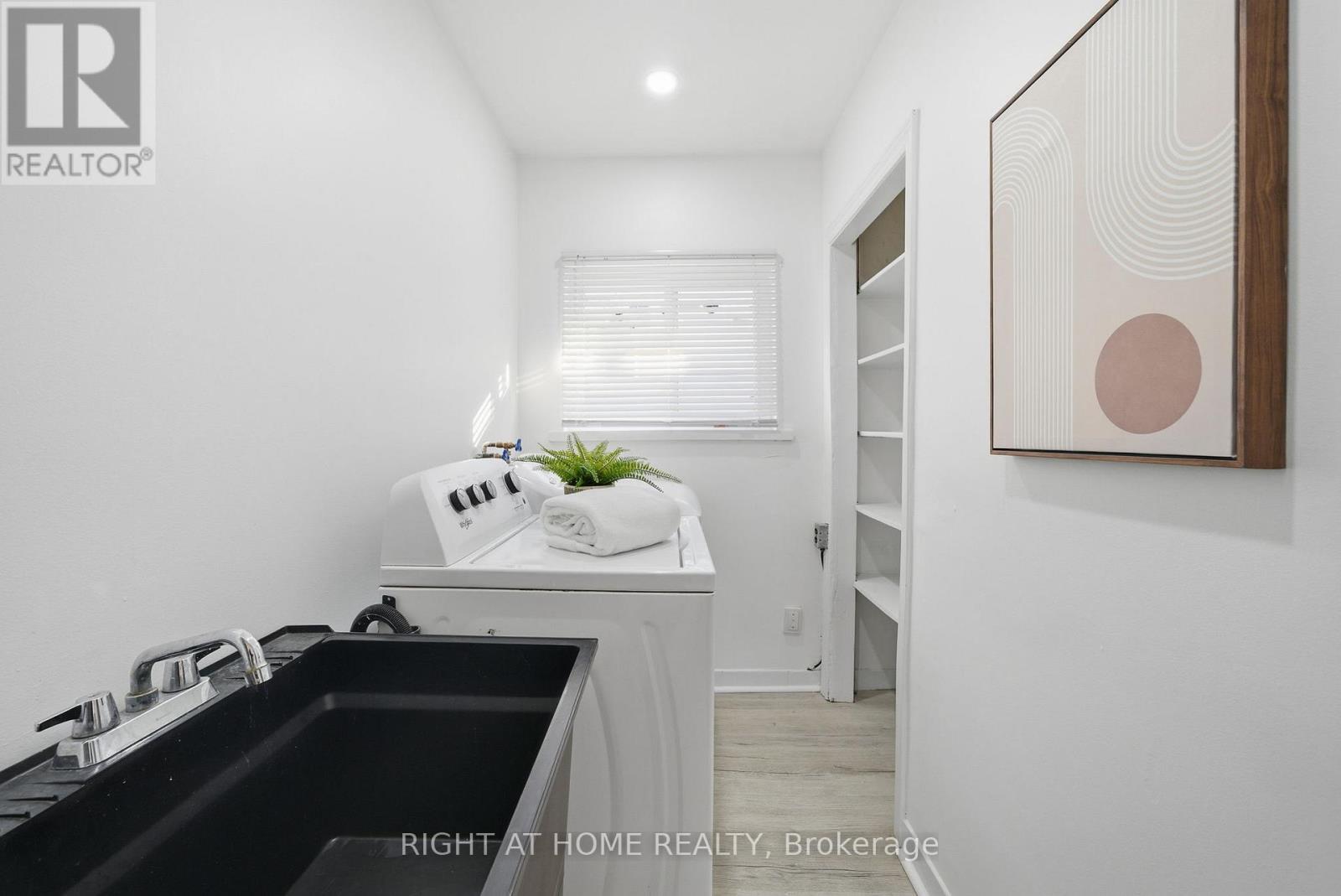 708 CARNEGIE AVENUE — photo 15