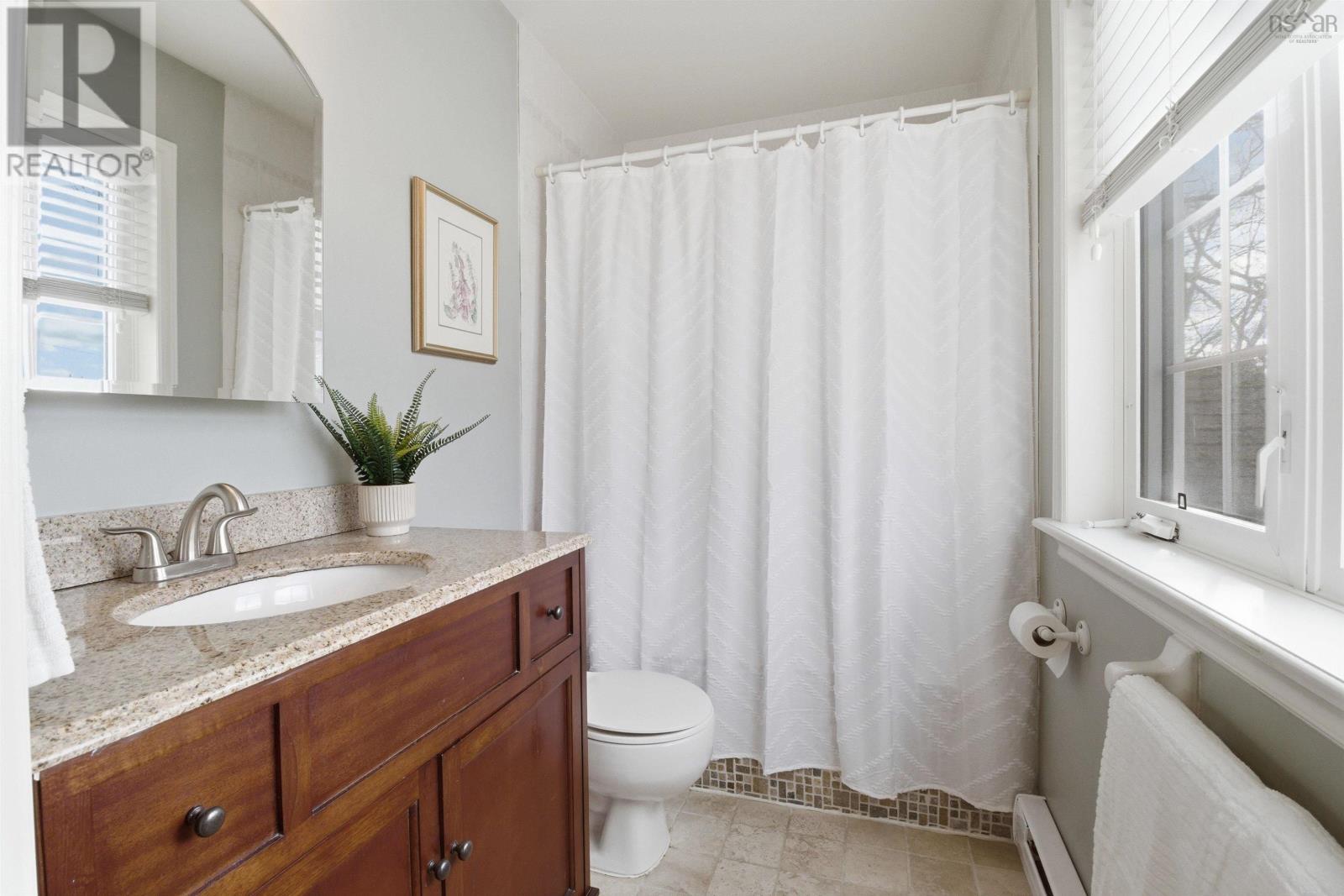 Property 22 of 41 of 270 Ridgevale Drive