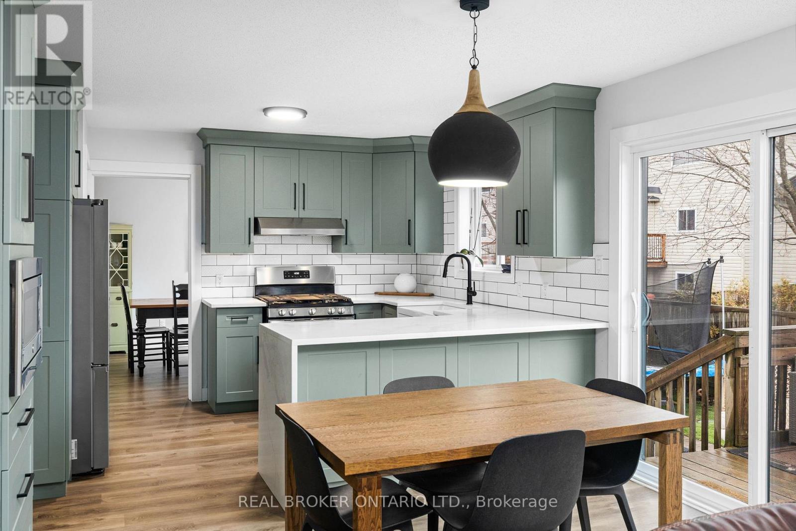 527 JOSEPH STREET — photo 22