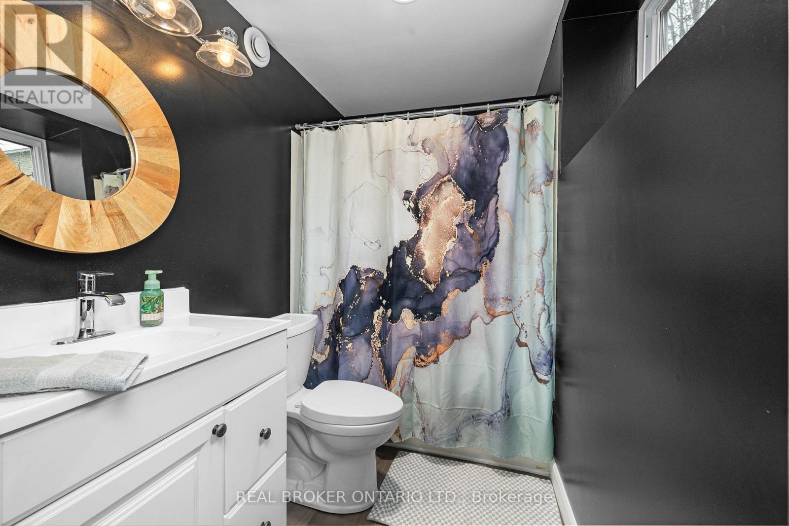 527 JOSEPH STREET — photo 43