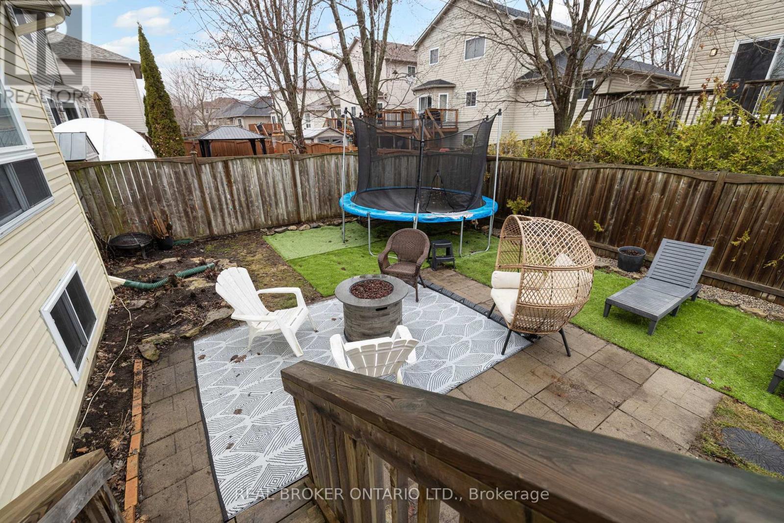 527 JOSEPH STREET — photo 45