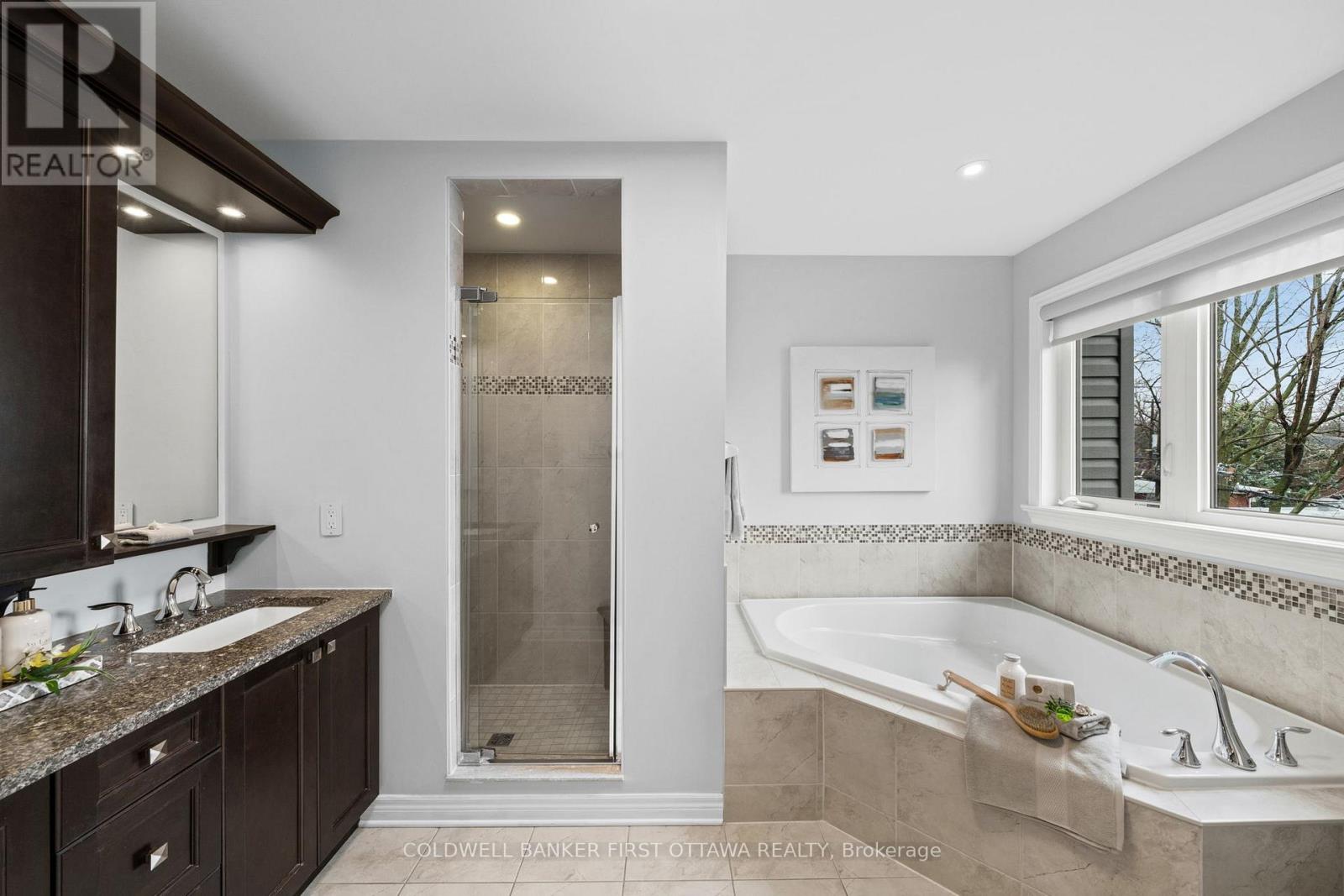 206 ANCASTER AVENUE - 22