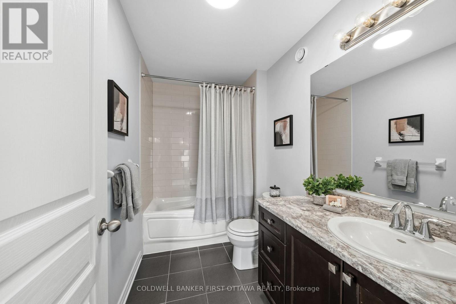 206 ANCASTER AVENUE - 27