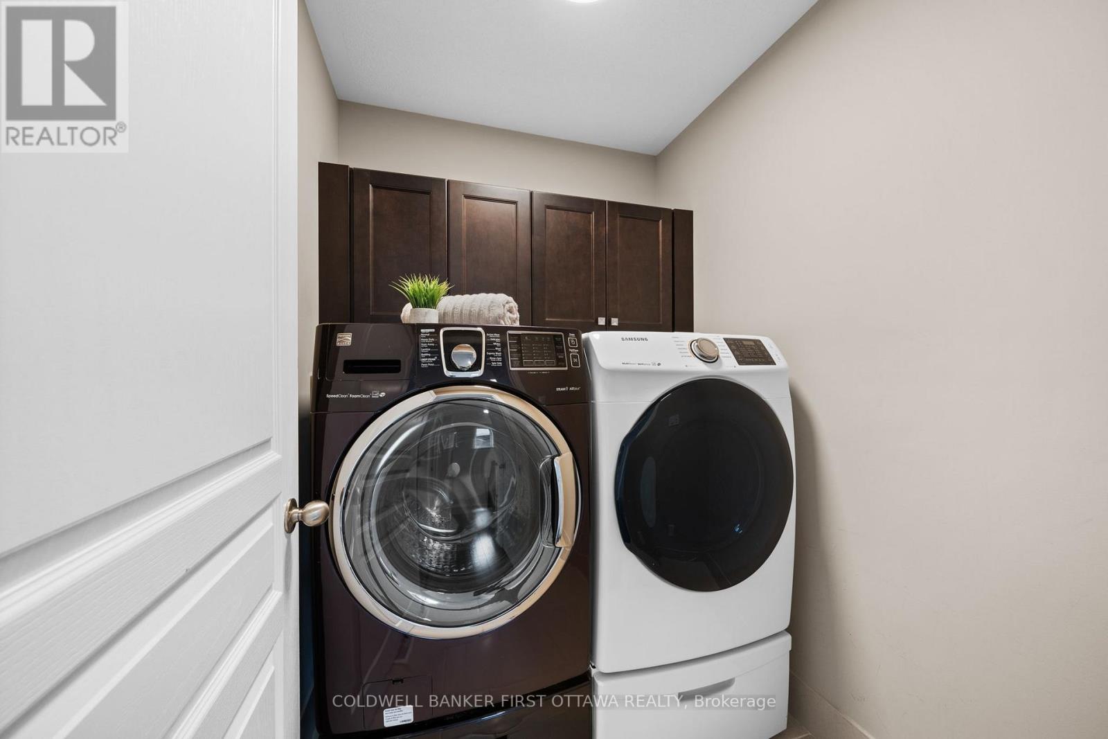 206 ANCASTER AVENUE - 29
