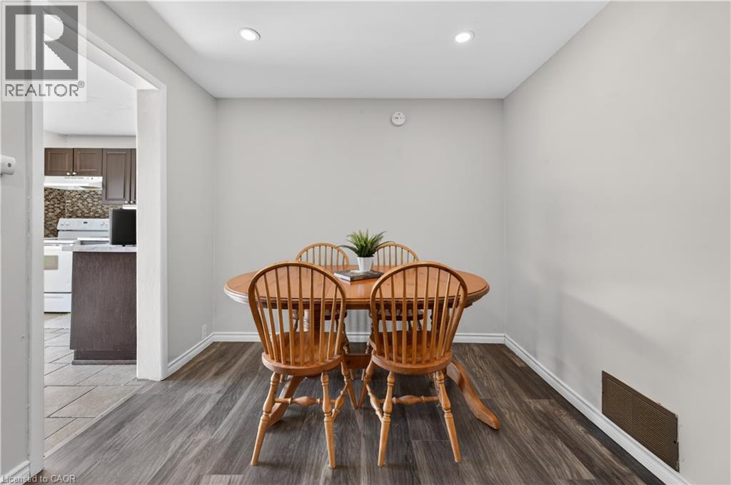 30 CAMBRIDGE Avenue - 10