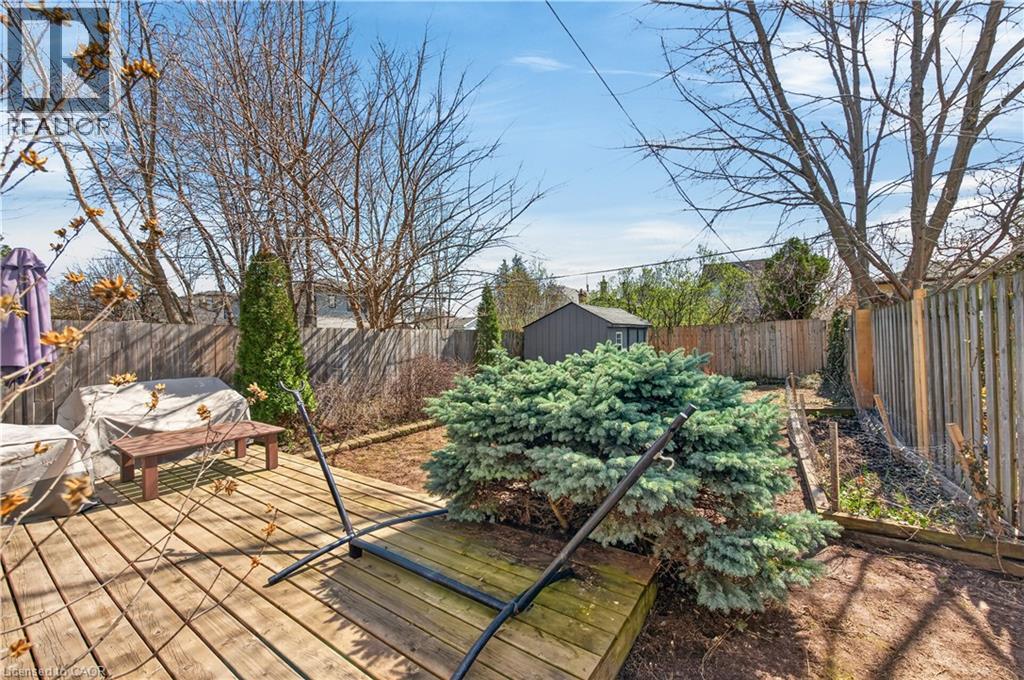 30 CAMBRIDGE Avenue - 29