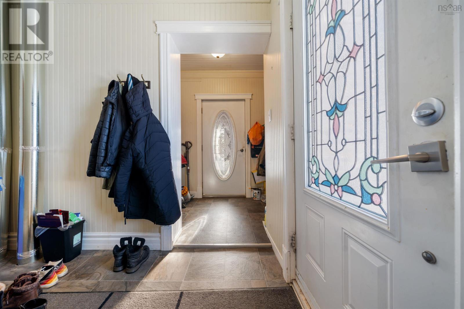 Property 27 of 50 of 251 Victoria Street E