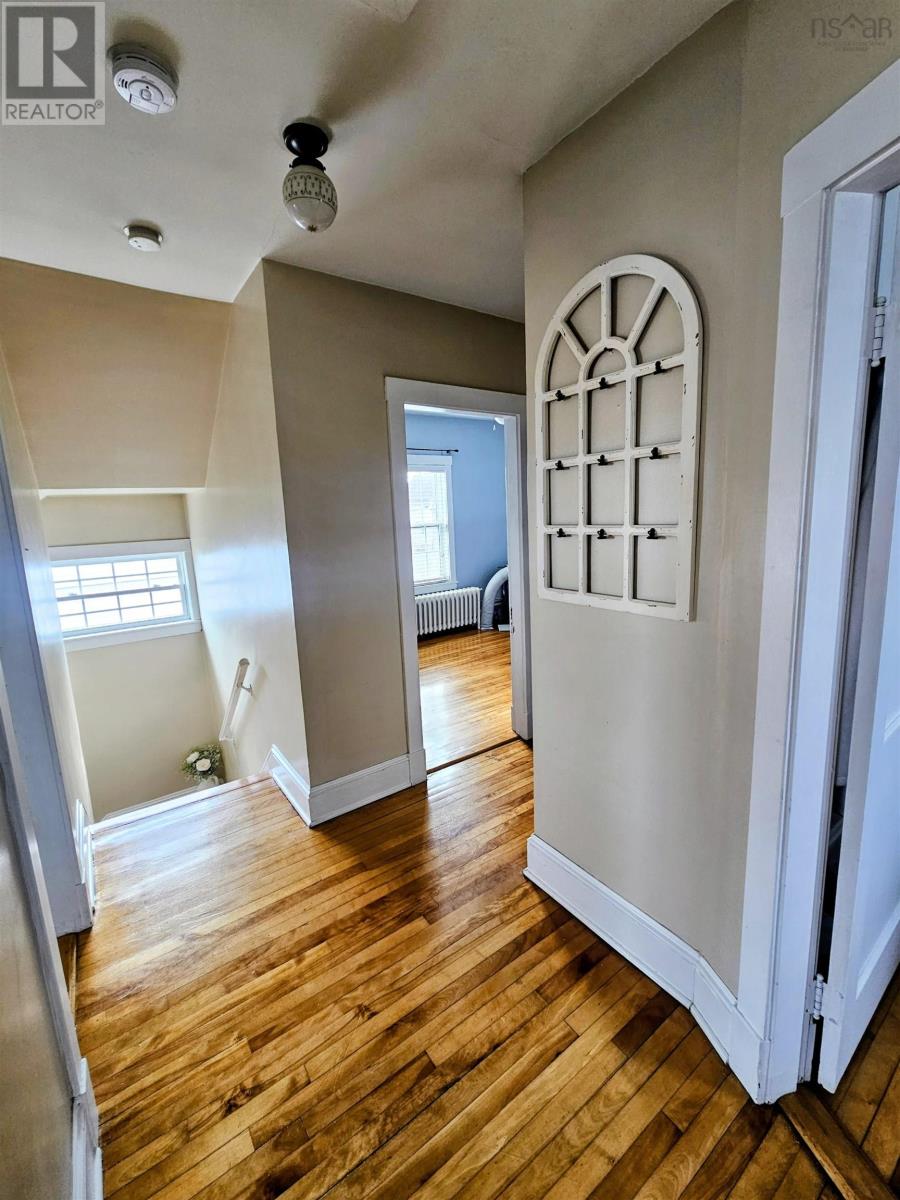 Property 20 of 39 of 815 Main Street