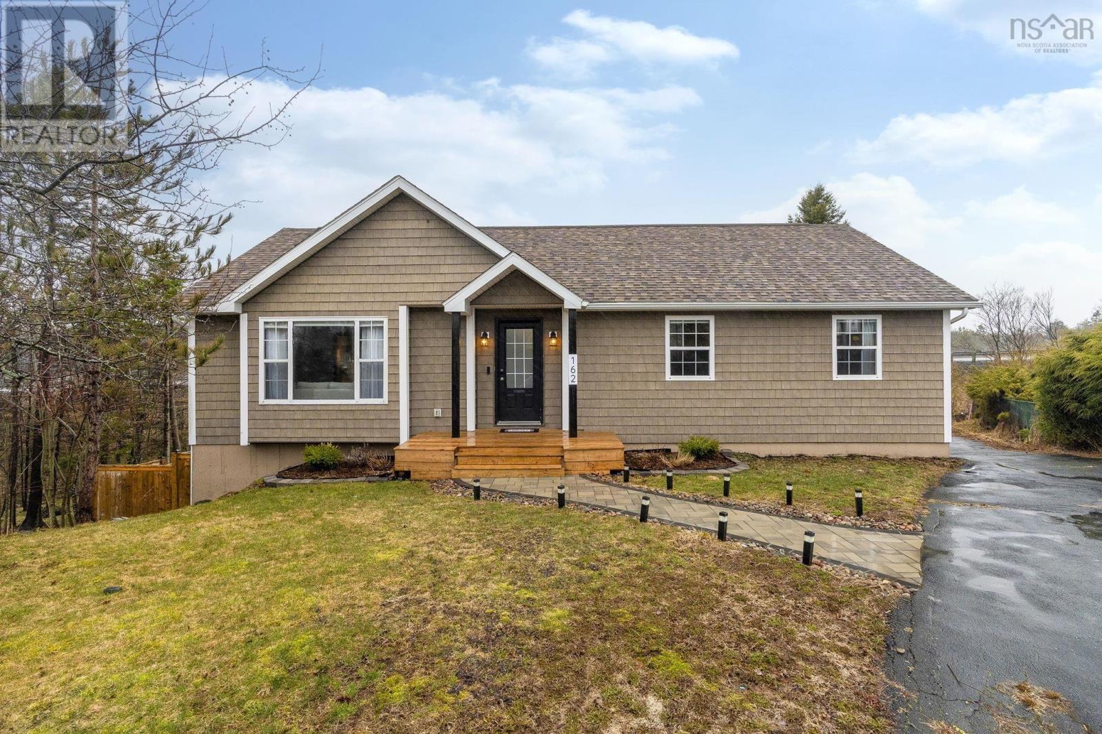 Property photo of 162 Granville Road