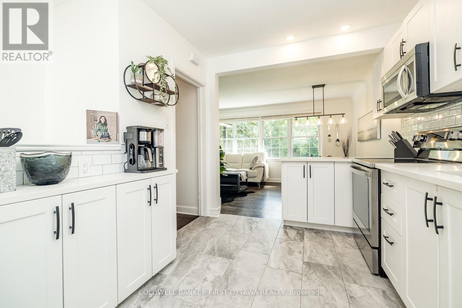 1 PORTER STREET — photo 12