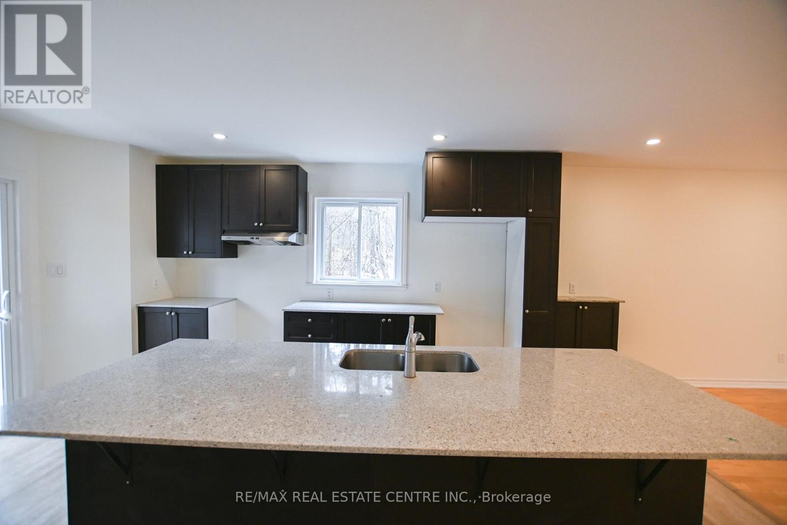 1078 SOUTH KAHSHE LAKE ROAD E - 2