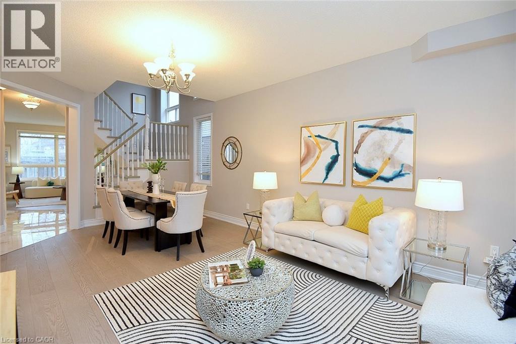 5109 BLUE SPRUCE Avenue, Burlington, Ontario, L7L6G7 — Photo 2