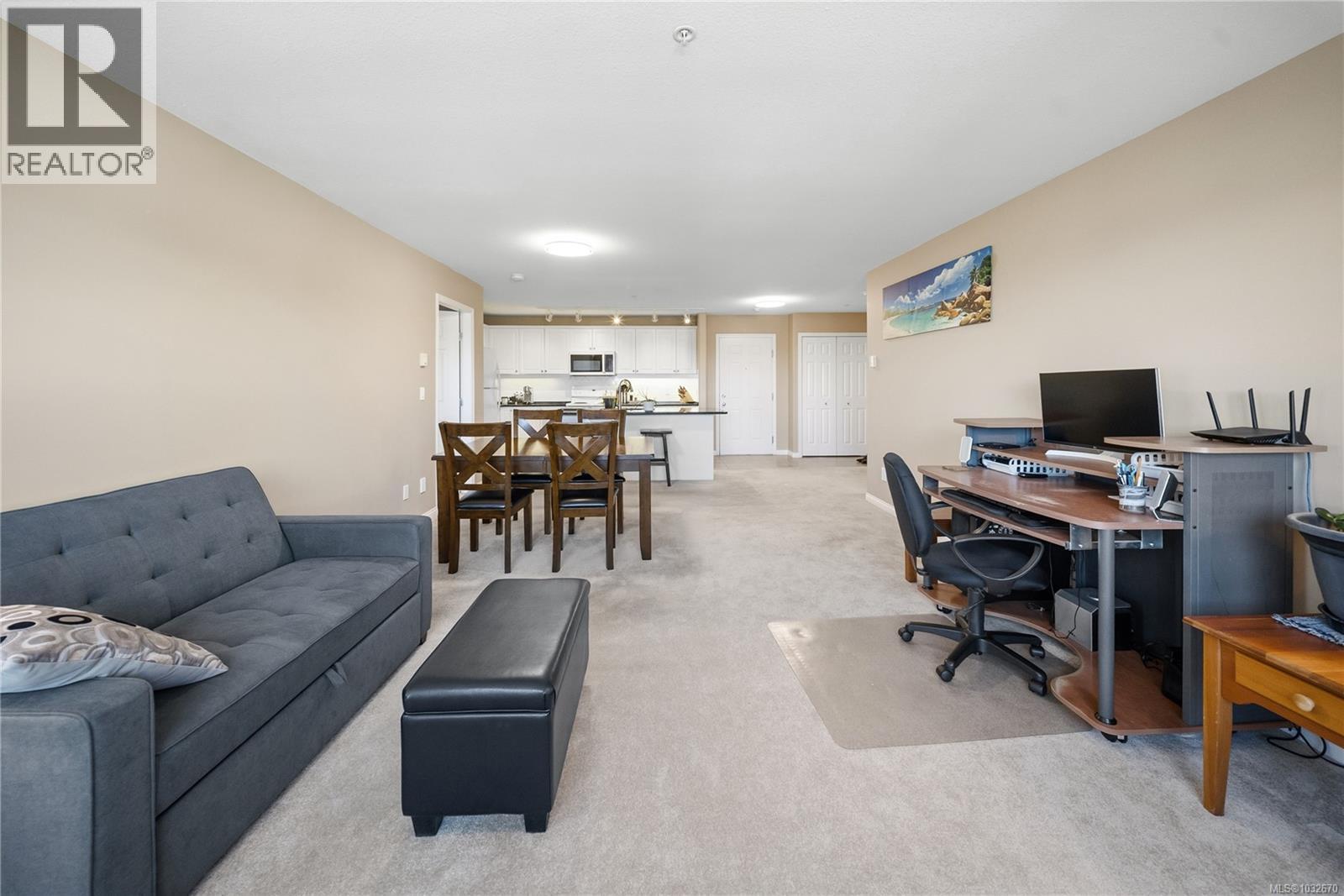 #213 1633 DUFFERIN CRES - 14