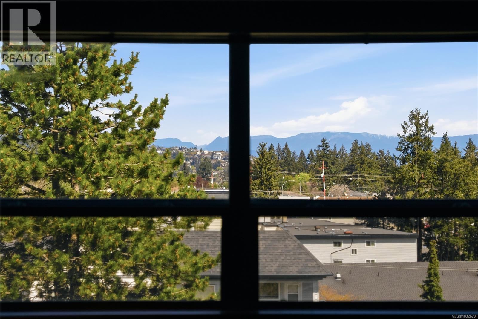 #213 1633 DUFFERIN CRES - 26