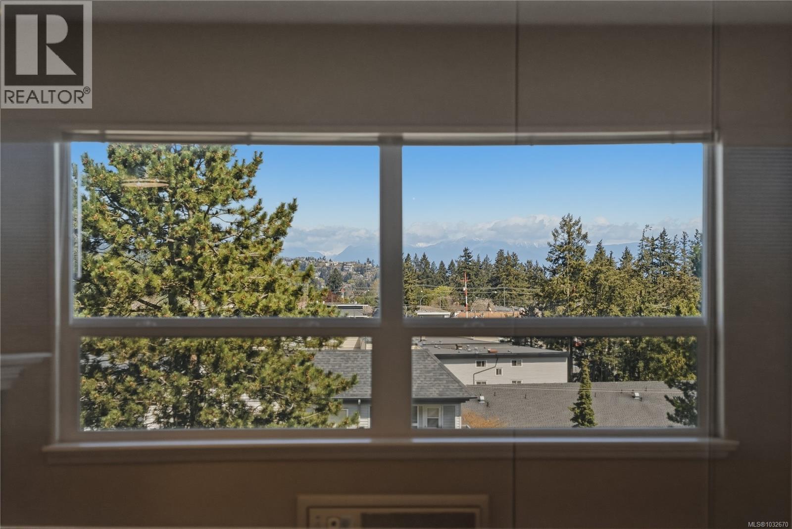 #213 1633 DUFFERIN CRES - 27