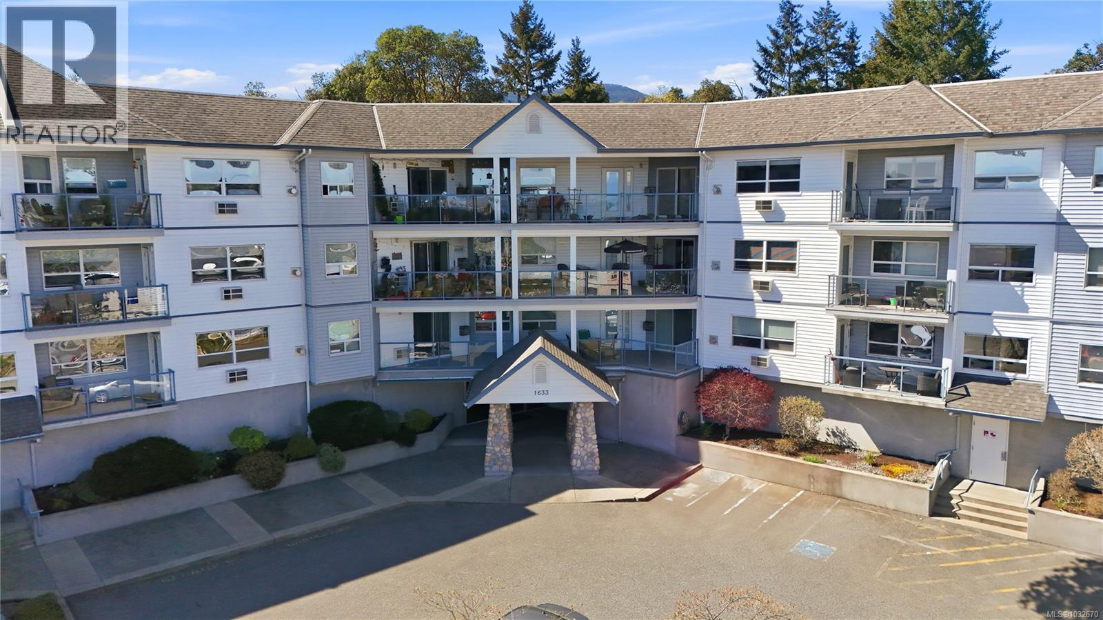 #213 1633 DUFFERIN CRES - 39