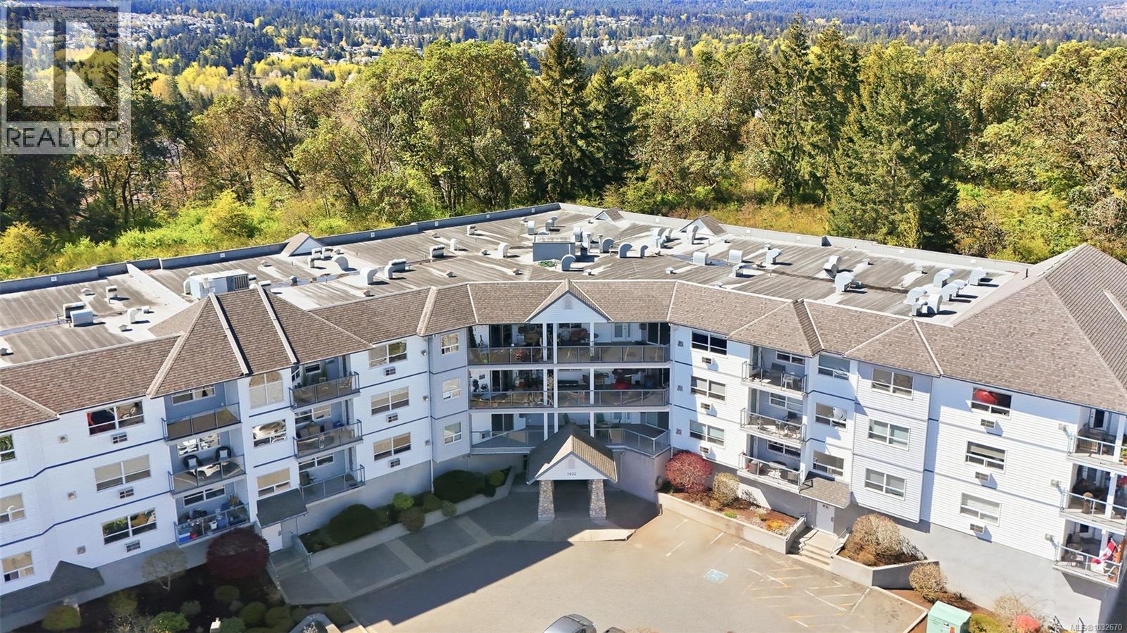 #213 1633 DUFFERIN CRES - 40