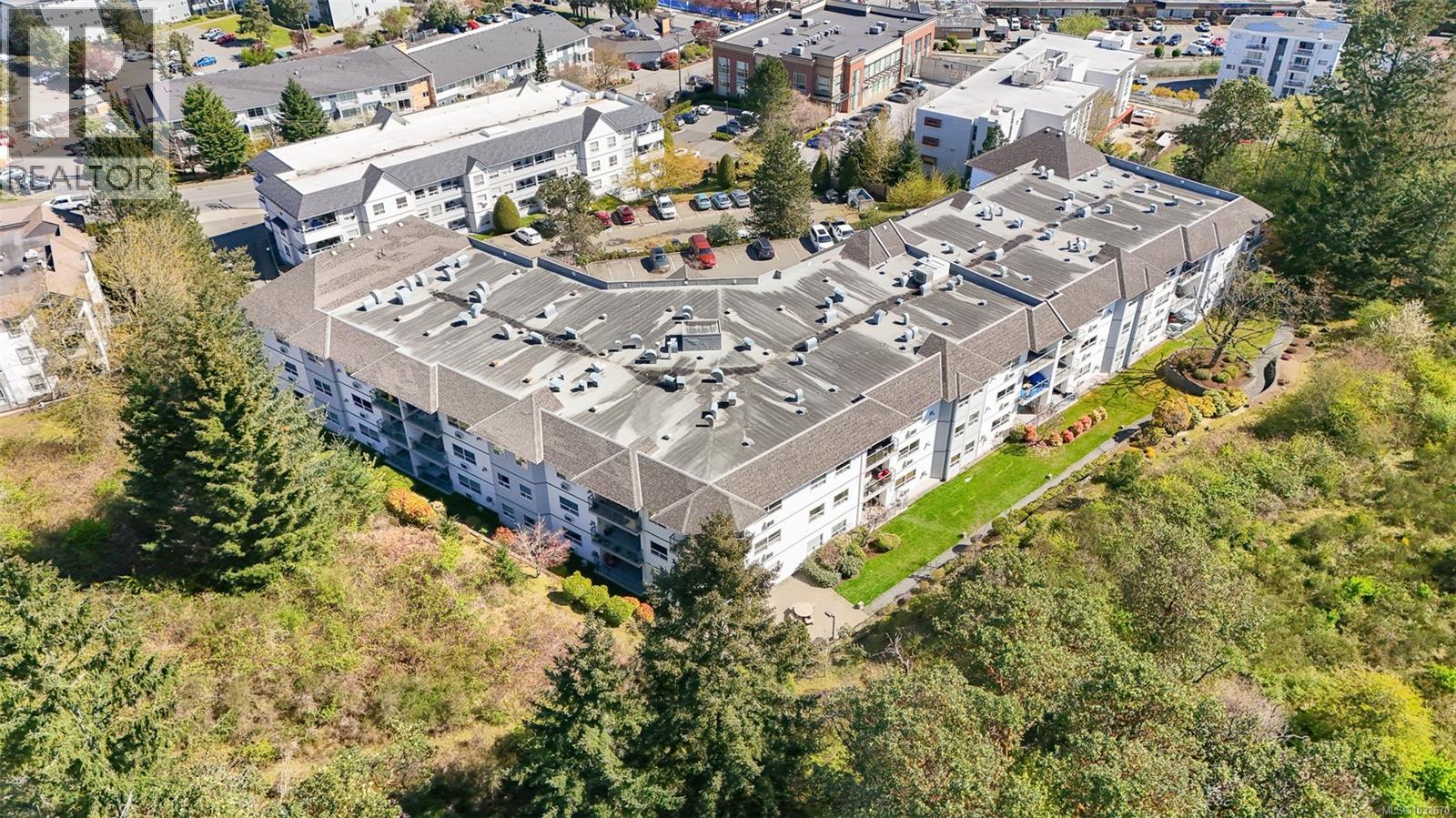 #213 1633 DUFFERIN CRES - 43