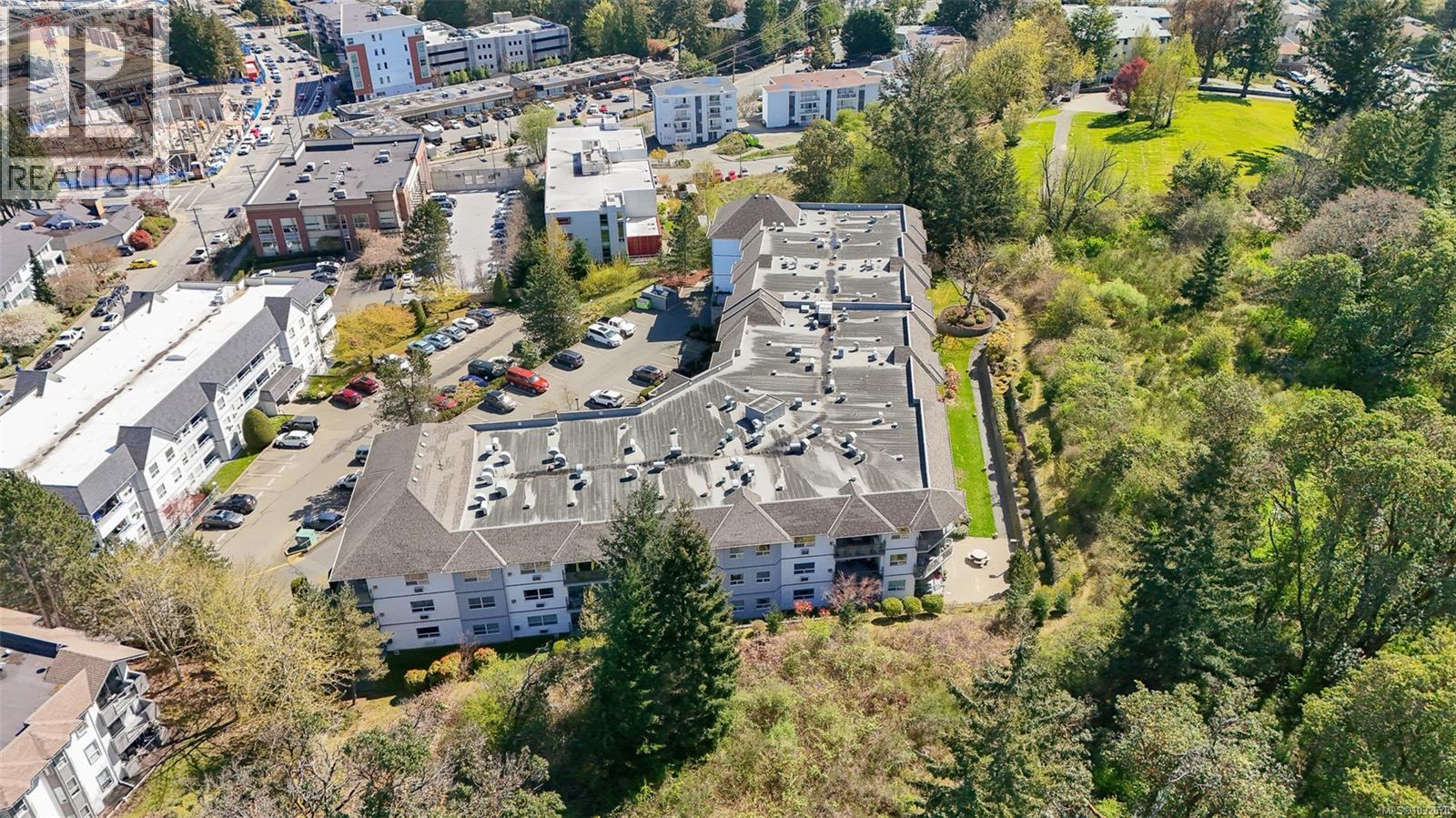 #213 1633 DUFFERIN CRES - 45